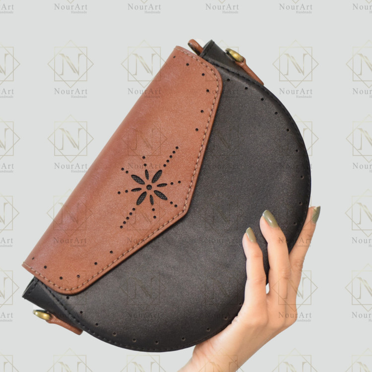 نمای دیگر محصول کیف دوشی زنانه چرم طبیعی مدل اردیبهشت - چرم نورآرت