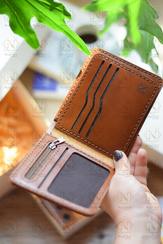 نمای دیگر محصول کیف پول جیبی مردانه چرم طبیعی مدل سیروان - چرم نورآرت